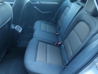 Audi Q3  2.0 TDI basis