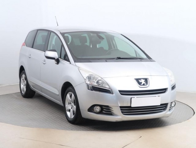Peugeot 5008  1.6 HDi 