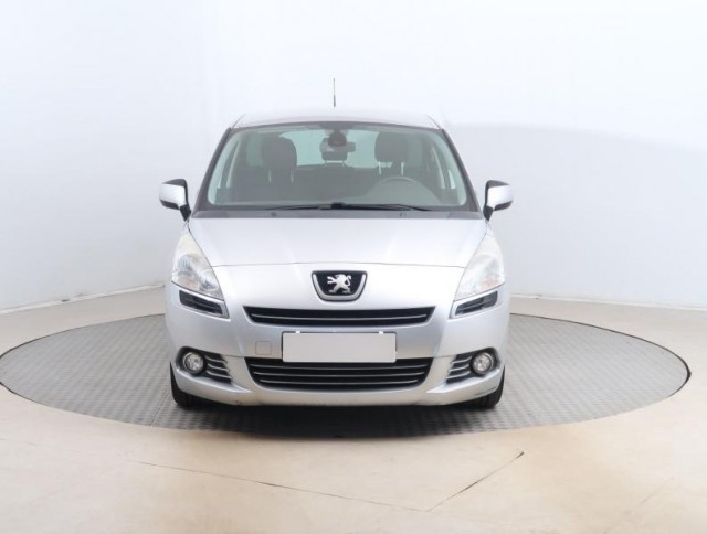 Peugeot 5008  1.6 HDi 