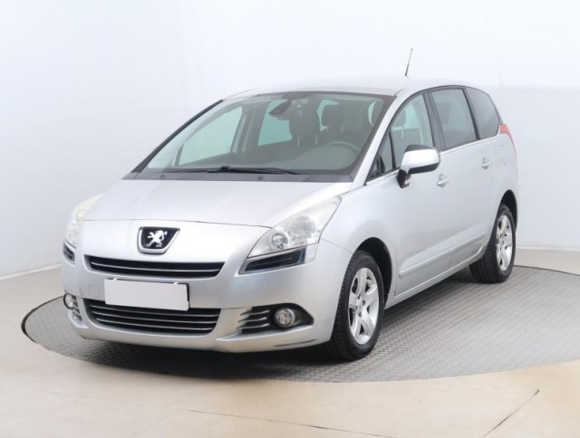 Peugeot 5008  1.6 HDi 