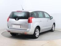 Peugeot 5008  1.6 HDi 