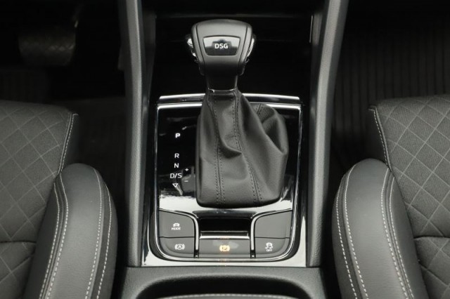 Škoda Karoq  1.5 TSI Style