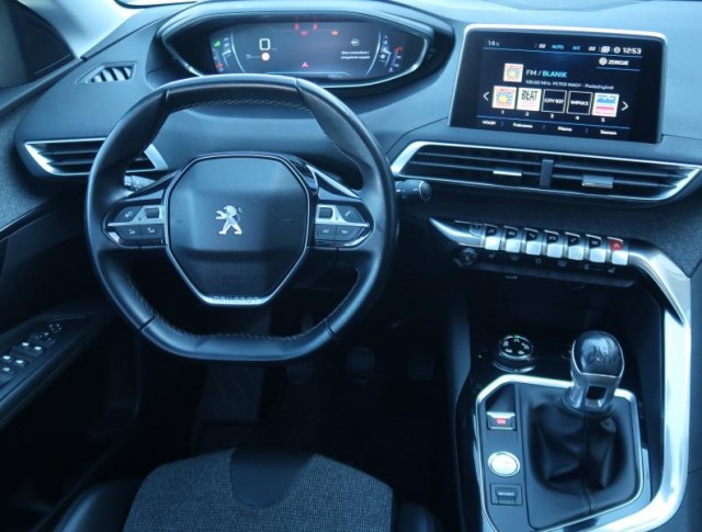 Peugeot 3008  2.0 BlueHDi Premium