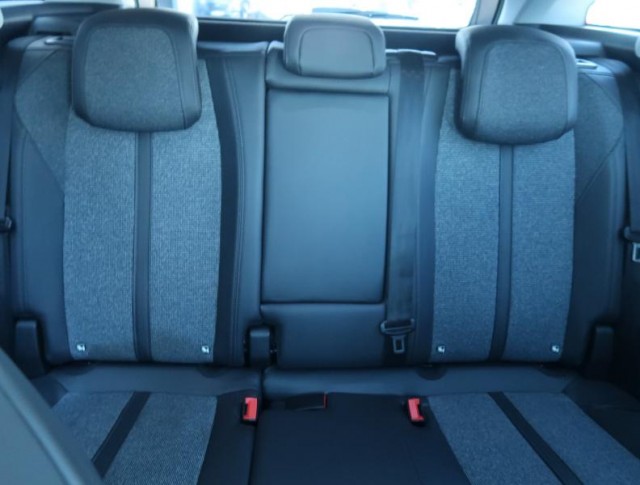 Peugeot 3008  2.0 BlueHDi Premium