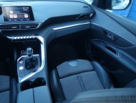 Peugeot 3008  2.0 BlueHDi Premium