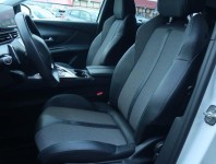 Peugeot 3008  1.2 PureTech 