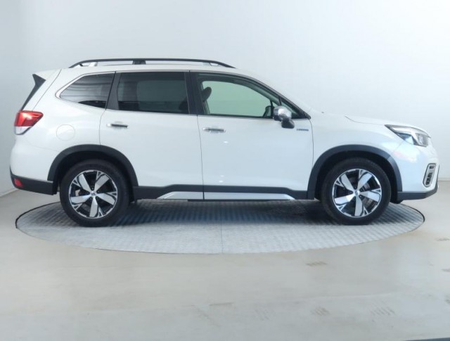 Subaru Forester  2.0 e-Boxer MHEV 