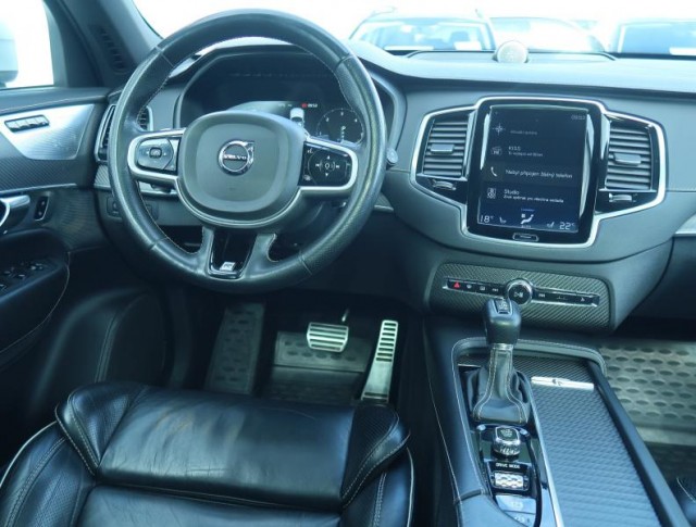 Volvo XC90  D5 AWD R-Design