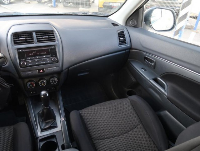 Mitsubishi ASX  1.6 MIVEC 