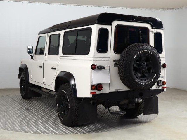Land Rover Defender  2.4 TD 