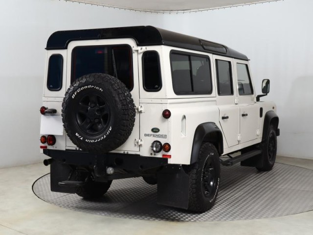 Land Rover Defender  2.4 TD 