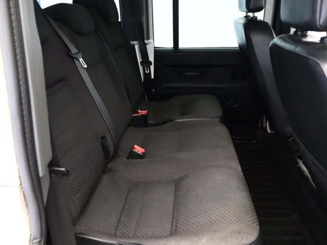 Land Rover Defender  2.4 TD 