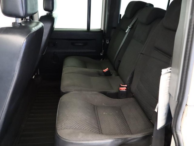 Land Rover Defender  2.4 TD 