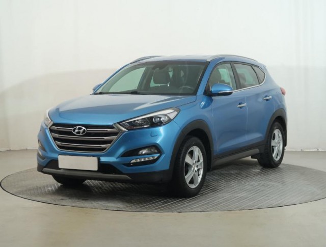 Hyundai Tucson  2.0 CRDi Trikolor