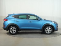 Hyundai Tucson  2.0 CRDi Trikolor