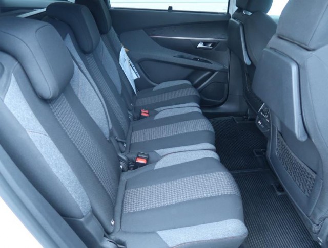 Peugeot 5008  PureTech 130 Active