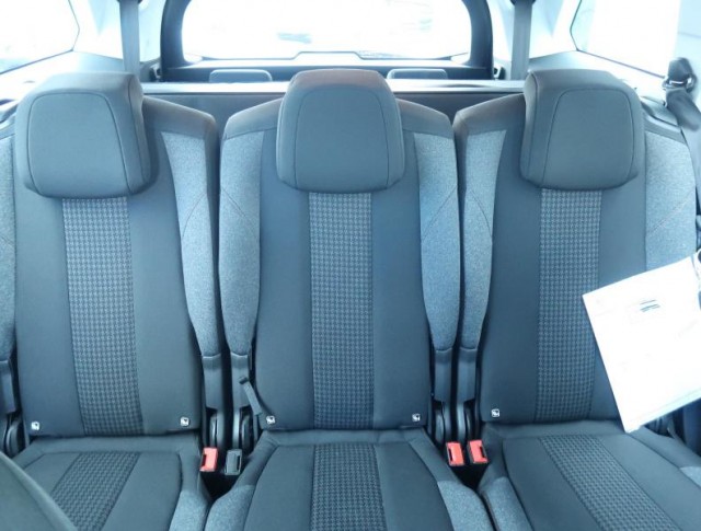 Peugeot 5008  PureTech 130 Active