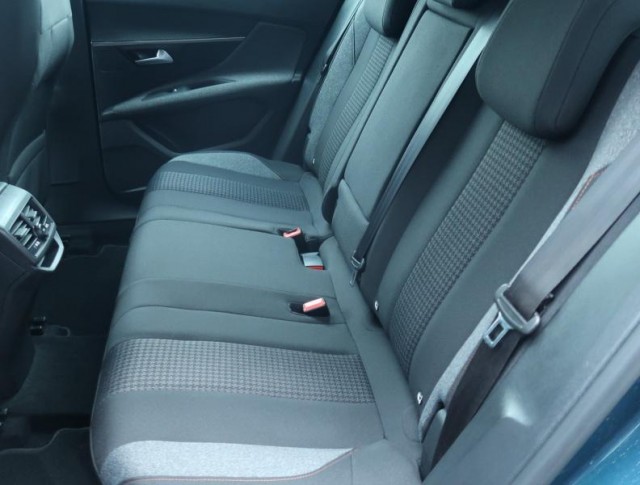 Peugeot 3008  1.2 PureTech Acces