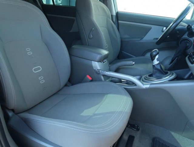 Kia Sportage  1.7 CRDi 