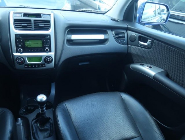 Kia Sportage  2.0 CRDi 