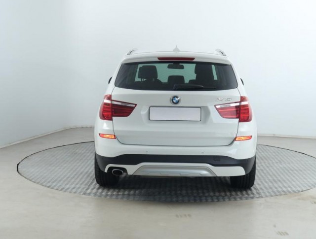 BMW X3  sDrive18d 