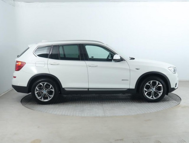 BMW X3  sDrive18d 