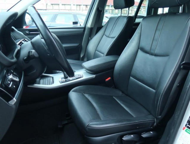 BMW X3  sDrive18d 