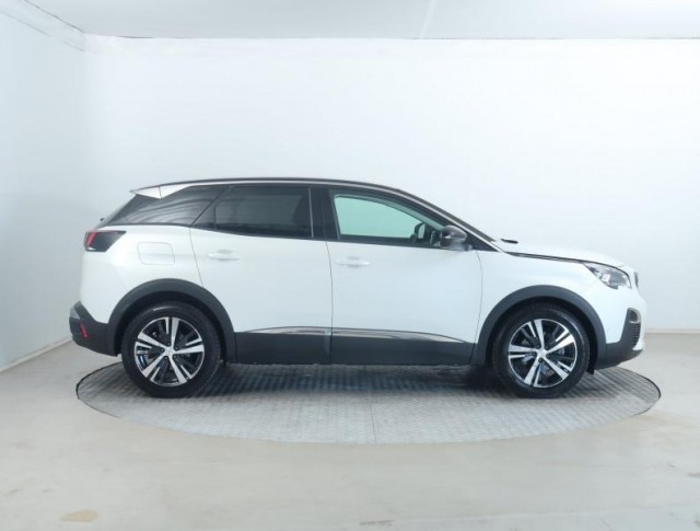 Peugeot 3008  1.6 PureTech 
