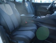 Peugeot 3008  1.6 PureTech 
