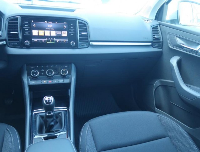 Škoda Karoq  1.5 TSI Selection