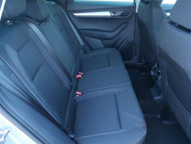 Škoda Karoq  1.5 TSI Selection