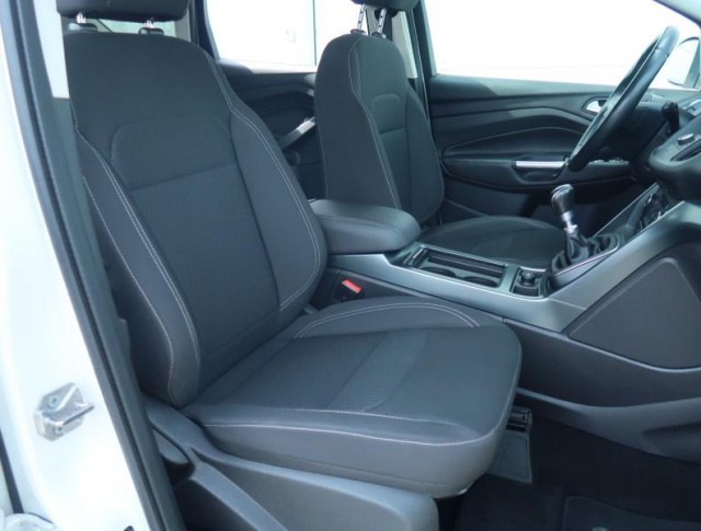 Ford Kuga  2.0 TDCi 