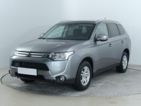 Mitsubishi Outlander  2.0 