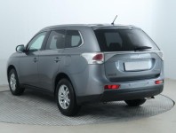 Mitsubishi Outlander  2.0 