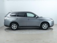 Mitsubishi Outlander  2.0 