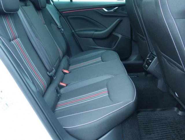 Škoda Kamiq  1.0 TSI Monte Carlo