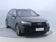 Audi Q7  3.0 TDI S-Line