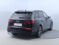 Audi Q7  3.0 TDI S-Line