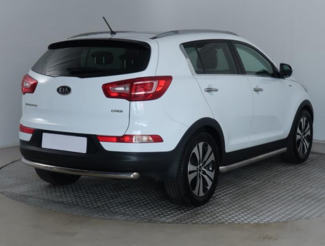 Kia Sportage  2.0 CRDi 