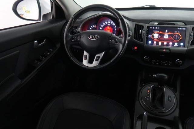 Kia Sportage  2.0 CRDi 