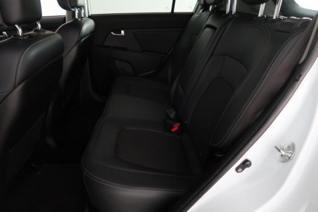Kia Sportage  2.0 CRDi 