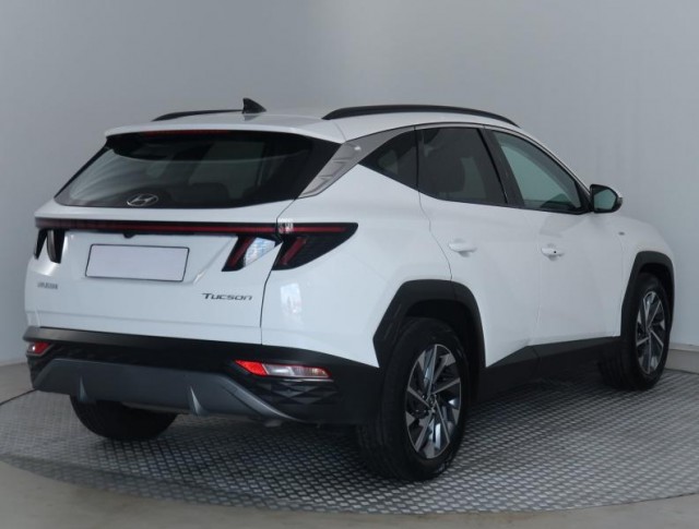 Hyundai Tucson  1.6 T-GDI 48V MHEV 