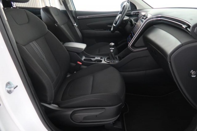 Hyundai Tucson  1.6 T-GDI 48V MHEV 