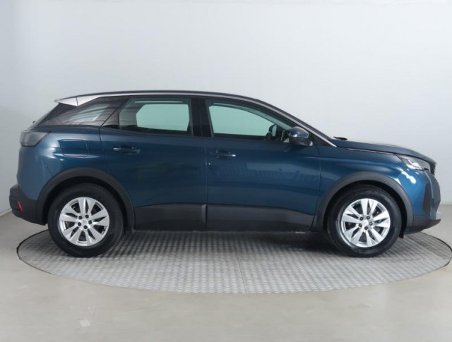 Peugeot 3008  1.2 PureTech 