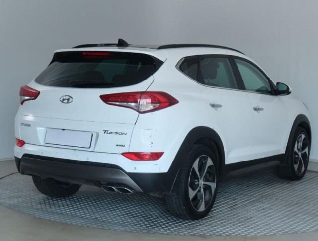Hyundai Tucson  2.0 CRDi 