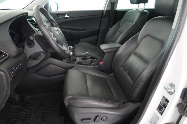 Hyundai Tucson  2.0 CRDi 
