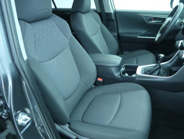 Toyota RAV 4  2.0 Valvematic Comfort