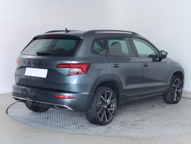 Škoda Karoq  1.5 TSI Sportline