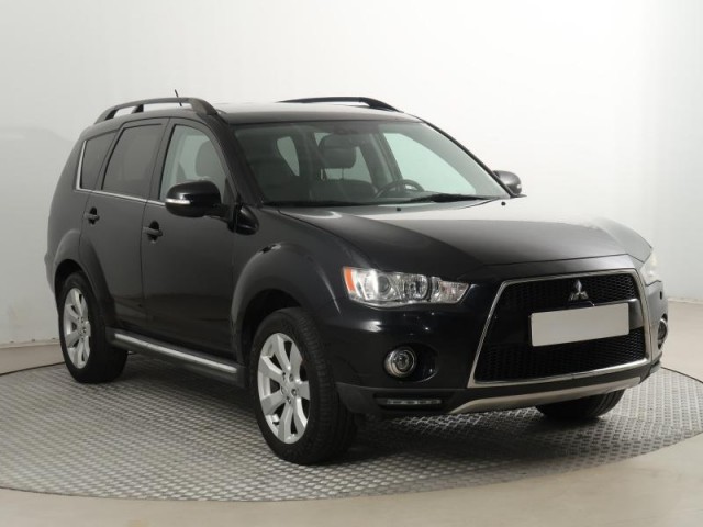 Mitsubishi Outlander  2.2 DI-D 