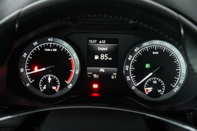 Škoda Karoq  1.5 TSI Style